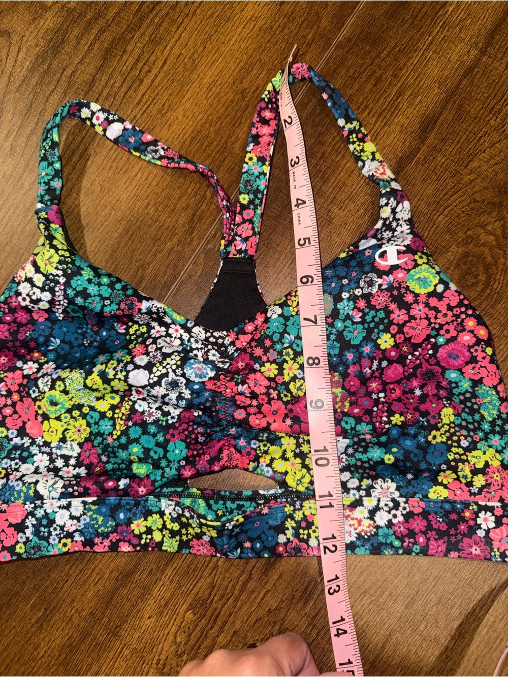 Champion Floral Cutout Sports Bra Size Medium - Picture 8 of 9